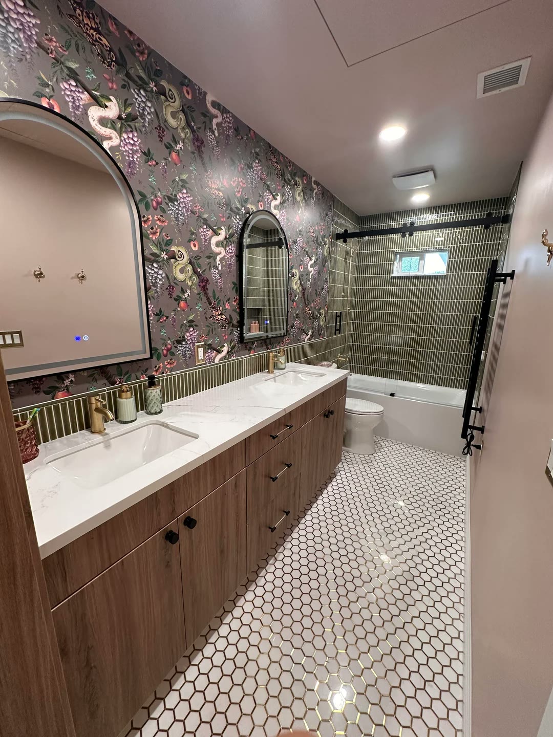 After Rosanna bathroom renovation by Renova Group